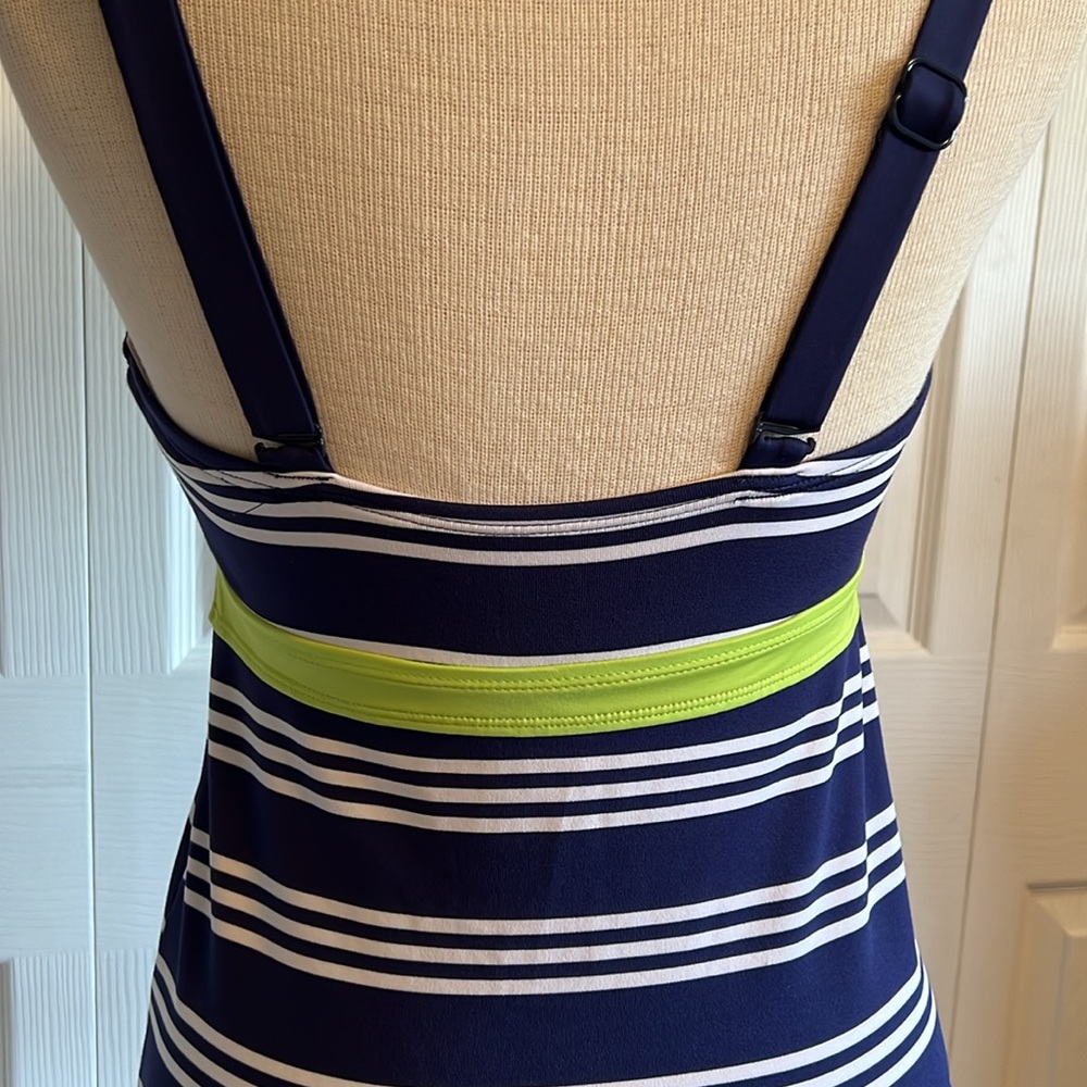 Jag NWT Navy and White Striped Tankini Top Size 32D/DD - Picture 6 of 15